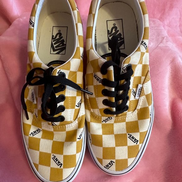 Vans - Picture 2 of 3